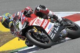 Superbike: Test positivi per la Ducati con Giugliano e Davies