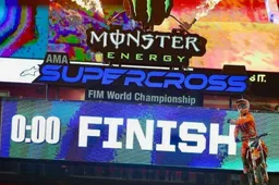 Supercross Glendale: vince a sorpresa Baggett paura per Stewart