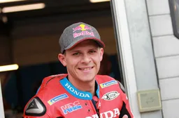 MotoGP: Stefan Bradl sostituirà Lorenzo nei test a Sepang