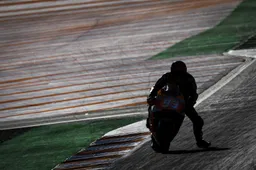 MotoGP Valencia Qualifiche Nuova pole (con caduta) per Marc Marquez