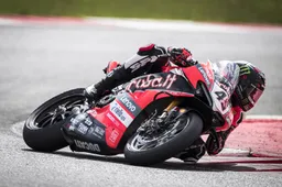 Superbike, Redding e Rinaldi lanciano la sfida a Jonathan Rea da Navarra
