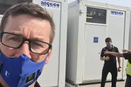 Valentino Rossi-Alex Briggs: separazione... ma solo per un anno