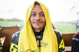 Valentino Rossi e rischio contagi: l'attacco del presidente di Aragon