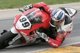 Superbike: ufficiale, EBR nel Mondiale con due 1190RX