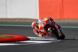 MotoGP, l'ottava sinfonia di Marc Marquez: "Valentino rivale tosto"