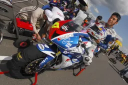 Superstock 1000: Eddi La Marra sale di categoria