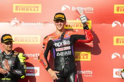 Edoardo Colombi verso Thruxton: “Che sfida con Cooper!”