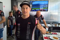 Marcel Schrötter e Can Öncü operati, quali sostituti per Aragón?