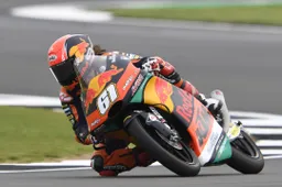 Moto3: Infortunio per Can Öncü, il gemello Deniz al suo posto