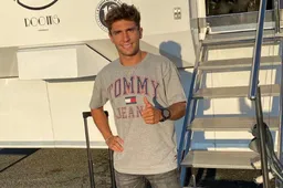 Moto3: Albert Arenas, le immagini del piede 'pallone da calcio'