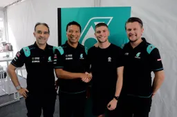 Moto2: Jake Dixon passa a Petronas Sprinta Racing