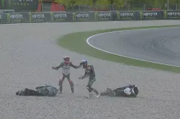 Moto3: Albert Arenas e John McPhee, uno zero pesante a Barcellona