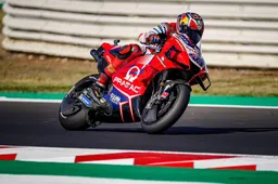 MotoGP: Jack Miller KO per una visiera a strappo sulla presa d'aria!