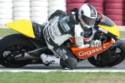 CEV Moto2: primo test con la Suter MMXI per Elena Rosell ad Albacete