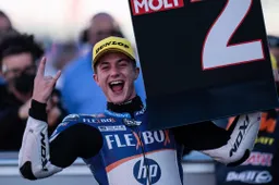 Moto2: Hector Garzó, primo podio ed in casa. A 72 millesimi dal successo...