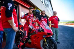 MotoGP, Bastianini sulla Panigale V4 S al Mugello: è pronto al rientro