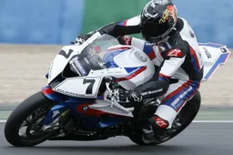 FSBK Magny Cours Superpole: Erwan Nigon e la BMW ancora imbattibili