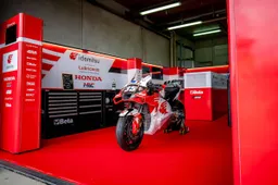 MotoGP, Honda che guaio: Espargaro infortunato e fuori dal GP Ungheria