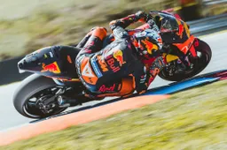 MotoGP, Brno: Pol Espargaró precede le Yamaha nel warm up