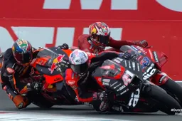 MotoGP: Aleix Espargaró, super rimonta e sorpasso dell'anno