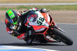 Eugene Laverty: "Pensiamo a domenica, buon passo"