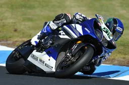 Superbike: Eugene Laverty si fa subito notare all'esordio