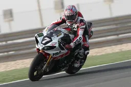 8h Doha Prove Libere: dominio BMW, Haga all'esordio con Yamaha Austria