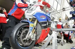 Endurance: i programmi 2012 di Honda TT Legends con nuovi piloti
