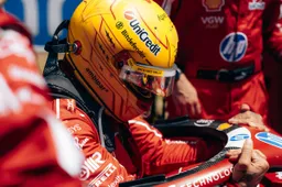 Formula 1: Salvate il soldato Hamilton, in Ferrari si è spento