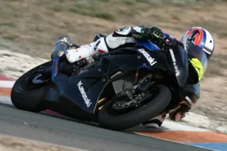 Supersport: il team Lorenzini by Leoni passa a Kawasaki