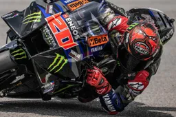 MotoGP, Yamaha M1: effetti collaterali di un motore più potente