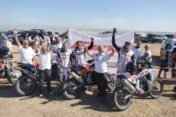 Dakar 2024: festa Fantic al traguardo con i suoi "tre moschettieri"