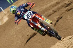 MXGP, Tony Cairoli 1° nel Mondiale: "Fantastico avere la tabella rossa"