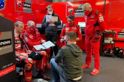 MotoGP, Pecco Bagnaia: "Ducati... regalaci Casey Stoner!"