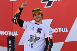 Dalla 250cc alla Moto2: i complimenti di Kel Carruthers a Remy Gardner