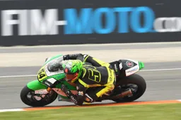 CEV Moto2, Valencia: Fermín Aldeguer imprendibile, ecco il tris di vittorie