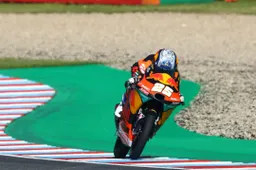 Moto3, Brno: Raúl Fernández top nelle FP3, 15 piloti sanzionati