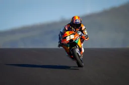 Moto3 Portimao: A Raúl Fernández l'ultima pole del 2020