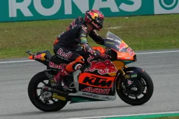 Moto2 Sepang, Prove 1-2: Augusto Fernandez prima dell'acquazzone