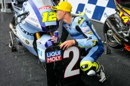Moto2, Filip Salac: cantando sotto la pioggia
