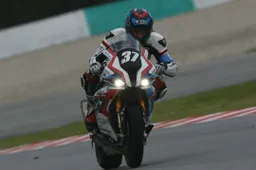 BMW Motorrad al debutto sogna il titolo mondiale EWC