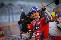 MotoGP, Bagnaia ci scherza su: "L'anteriore? Chiederò a Valentino!"