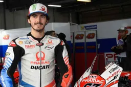 Francesco Bagnaia, un aiuto concreto per l'emergenza coronavirus