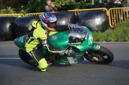 Al TT 2024 non si corre: posticipate Superstock e Supertwins