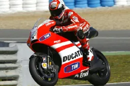 MotoGP: Franco Battaini sostituirà l'infortunato Karel Abraham