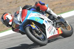 Superstock 600: borsa studio Pirelli per il Campione 2013