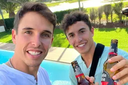Marc e Alex Marquez passione F1: "Un brindisi per Carlos Sainz"