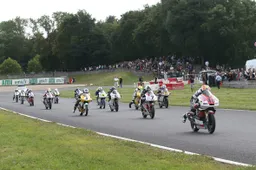 FSBK Moto3 Carole Gara 2: doppietta di Lorenzo Dalla Porta e Peugeot