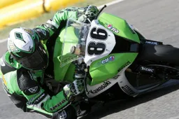 FSBK: Team Kawasaki SRC con Da Costa in Superbike, Leblanc in Supersport
