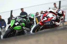 FSBK: a Magny Cours per il quarto round 2014, tutti a caccia di Leblanc